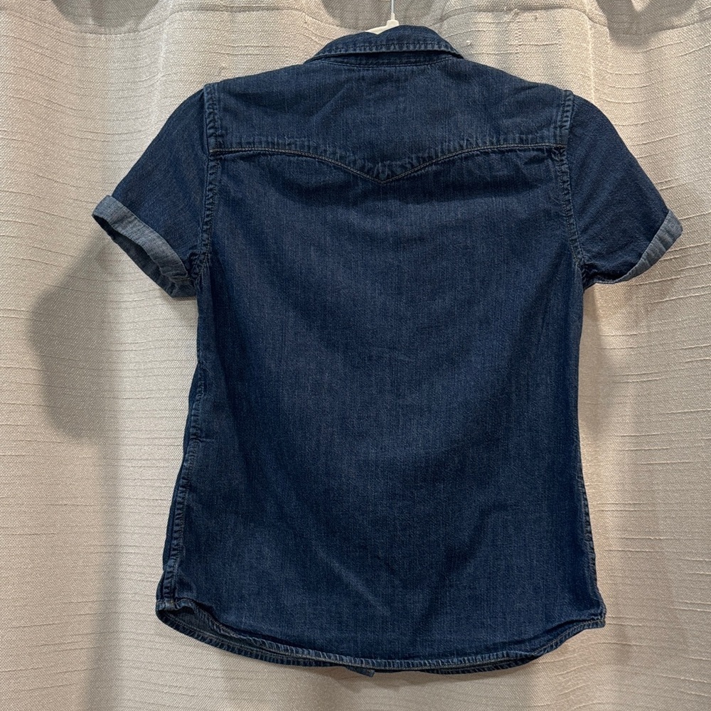 Levi's Strauss Classic Fit Short Sleeve Dark Blue Denim Shirt Size XS - Picture 3 of 8
